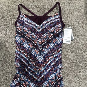 Athleta Marrakesh side scrunch tanking